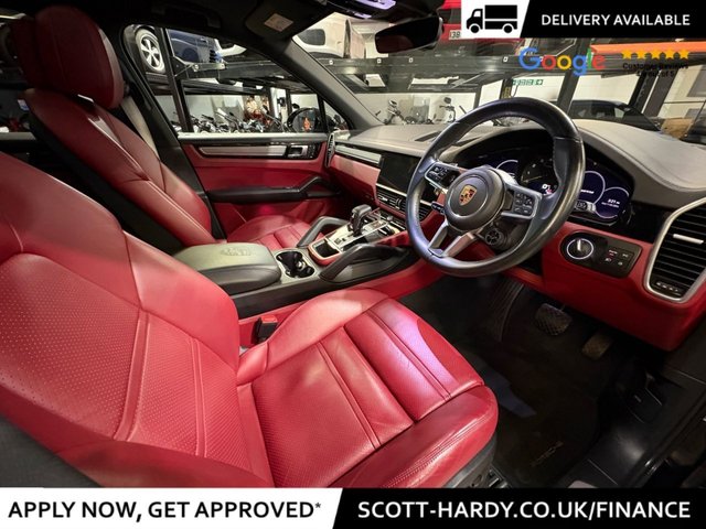 2023 Porsche Cayenne 3L Platinum Edition 5dr - Photo 3