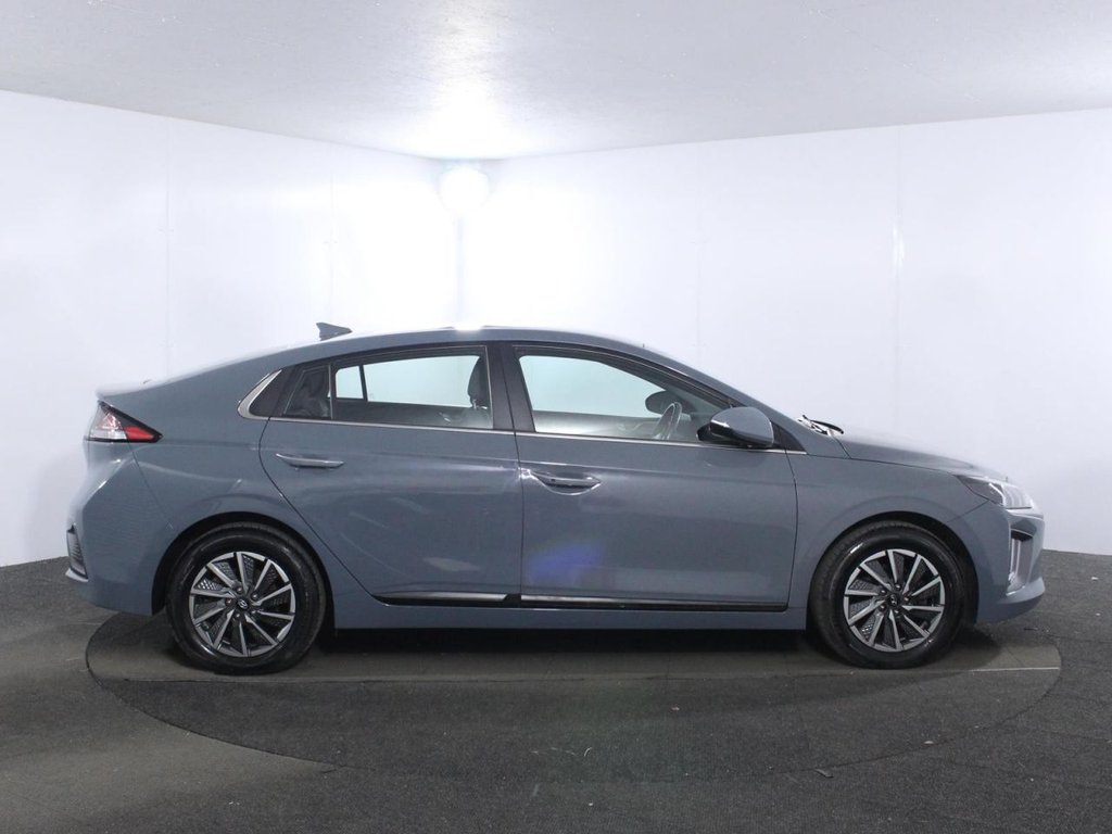 USED 2021 71 HYUNDAI IONIQ 38.3kWh Premium Hatchback 5dr Electric Auto (136 ps) 38kWh BATTERY - 193 MILE RANGE