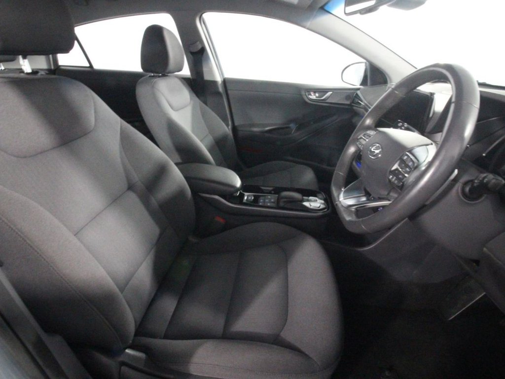 USED 2021 71 HYUNDAI IONIQ 38.3kWh Premium Hatchback 5dr Electric Auto (136 ps) 38kWh BATTERY - 193 MILE RANGE