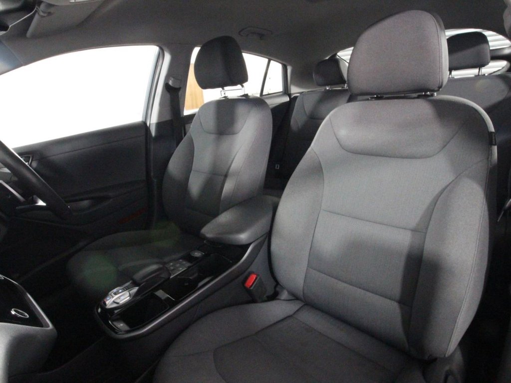 USED 2021 71 HYUNDAI IONIQ 38.3kWh Premium Hatchback 5dr Electric Auto (136 ps) 38kWh BATTERY - 193 MILE RANGE