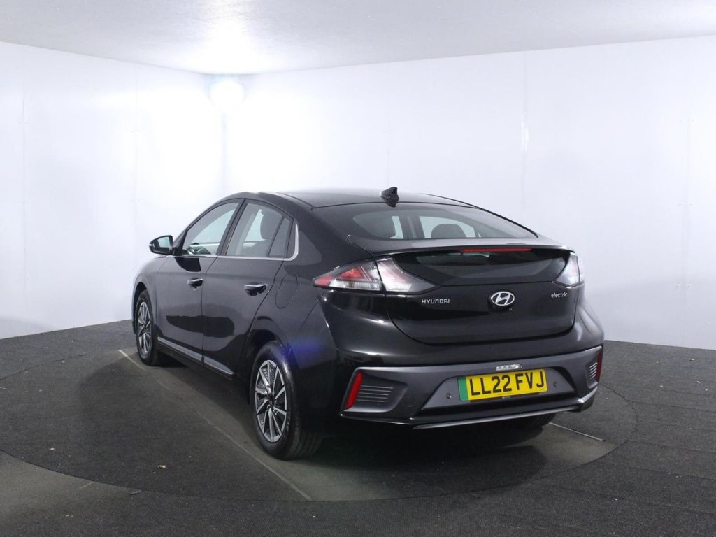USED 2022 22 HYUNDAI IONIQ 38.3kWh Premium Hatchback 5dr Electric Auto (136 ps) 38kWh BATTERY - 193 MILE RANGE