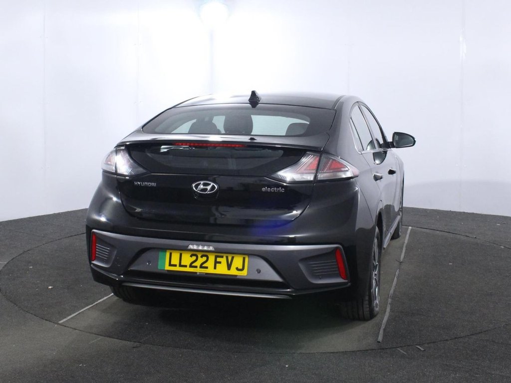 USED 2022 22 HYUNDAI IONIQ 38.3kWh Premium Hatchback 5dr Electric Auto (136 ps) 38kWh BATTERY - 193 MILE RANGE