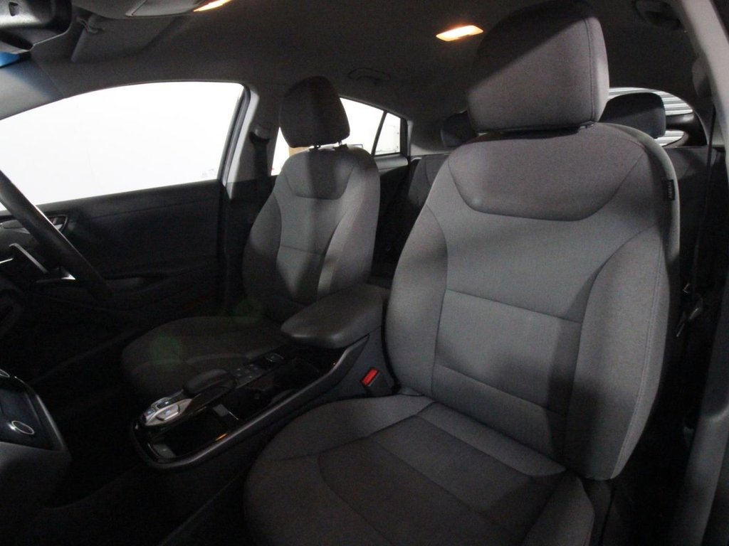USED 2022 22 HYUNDAI IONIQ 38.3kWh Premium Hatchback 5dr Electric Auto (136 ps) 38kWh BATTERY - 193 MILE RANGE