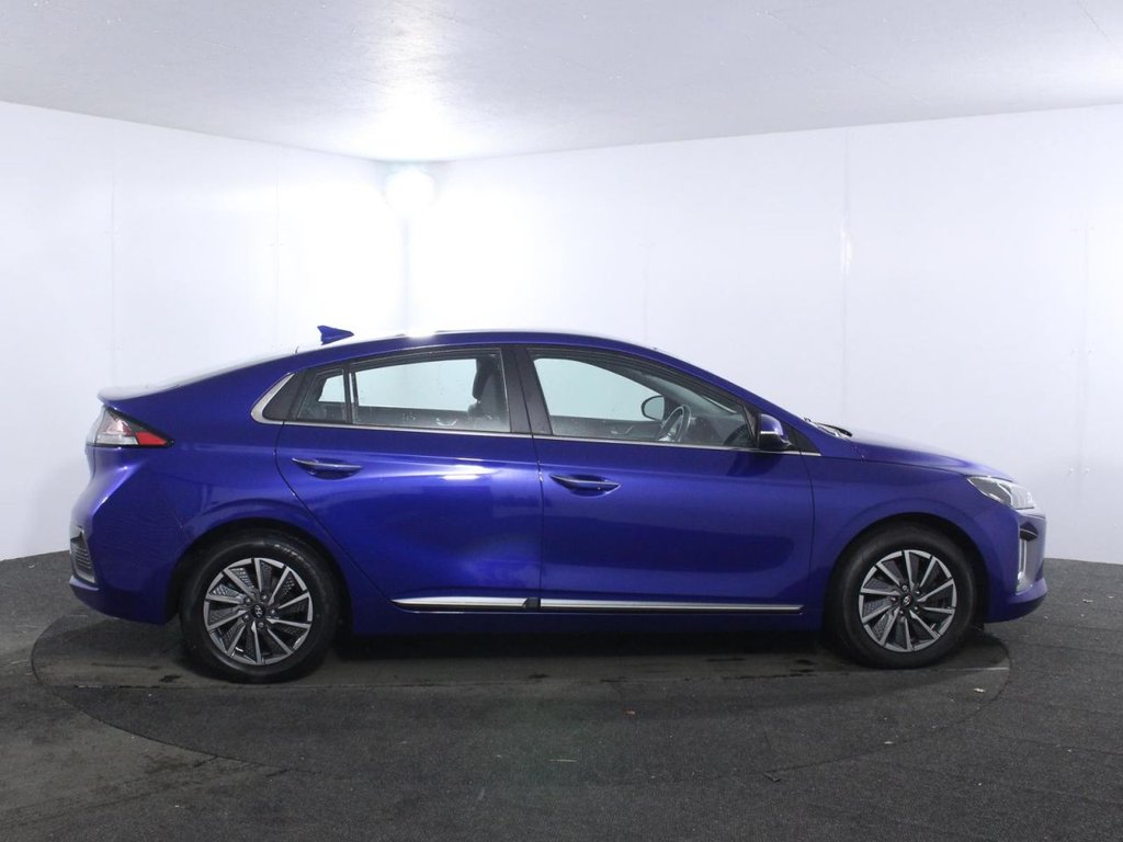 USED 2021 71 HYUNDAI IONIQ 38.3kWh Premium Hatchback 5dr Electric Auto (136 ps) 38kWh BATTERY - 193 MILE RANGE