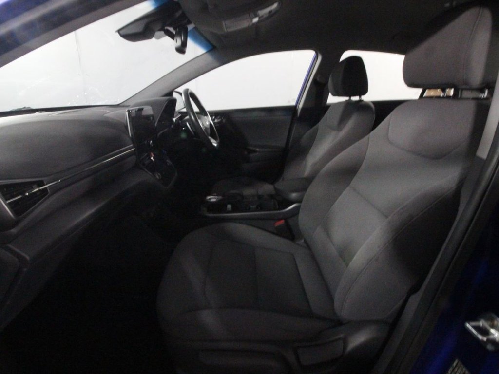 USED 2021 71 HYUNDAI IONIQ 38.3kWh Premium Hatchback 5dr Electric Auto (136 ps) 38kWh BATTERY - 193 MILE RANGE