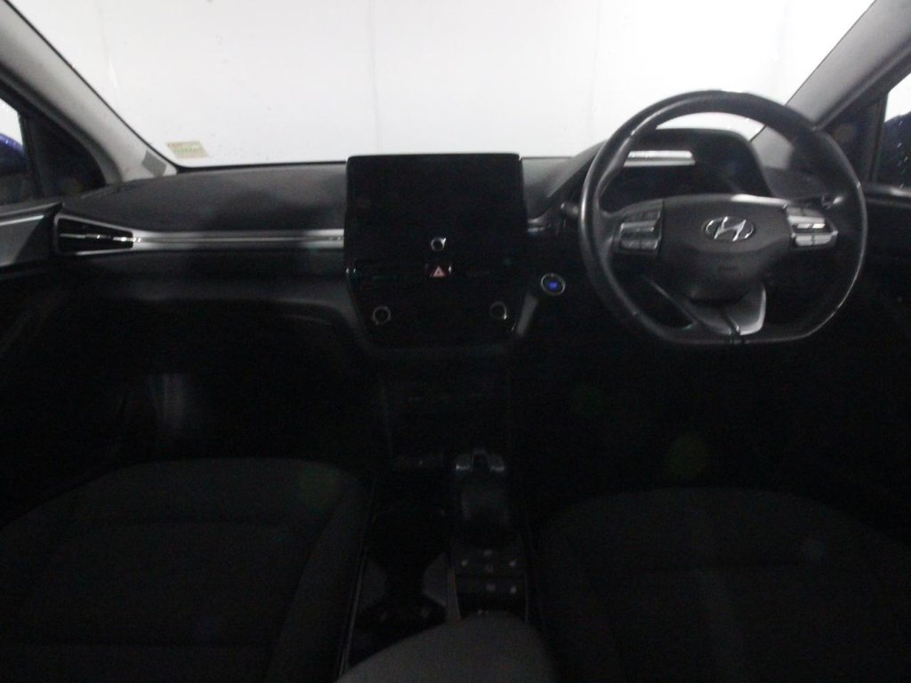 USED 2021 71 HYUNDAI IONIQ 38.3kWh Premium Hatchback 5dr Electric Auto (136 ps) 38kWh BATTERY - 193 MILE RANGE