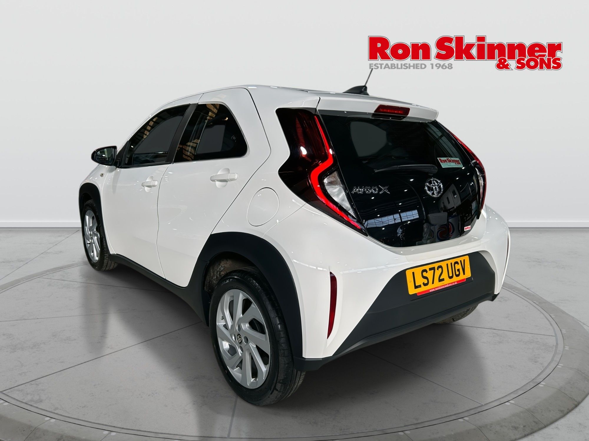 USED 2022 72 TOYOTA AYGO X 1.0 VVT-i Pure Hatchback 5dr Petrol Manual Euro 6 (s/s) (72 ps) 