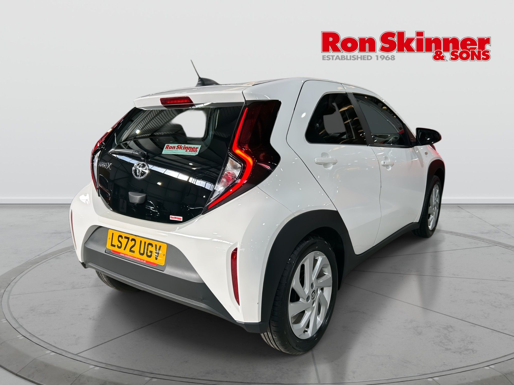 USED 2022 72 TOYOTA AYGO X 1.0 VVT-i Pure Hatchback 5dr Petrol Manual Euro 6 (s/s) (72 ps) 