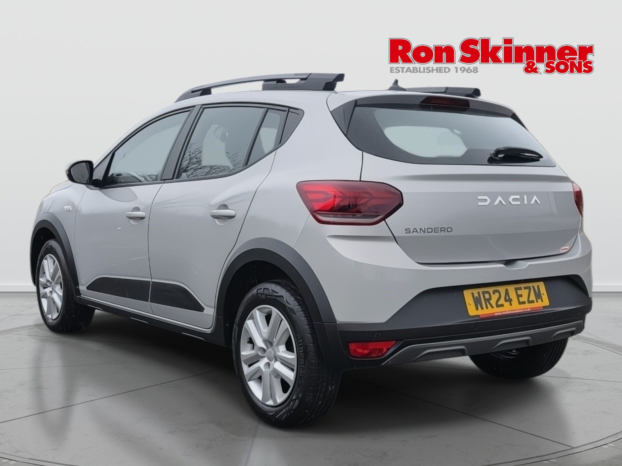 USED 2024 24 DACIA SANDERO STEPWAY 1.0 TCe Expression Hatchback 5dr Petrol Manual Euro 6 (s/s) (90 ps) 