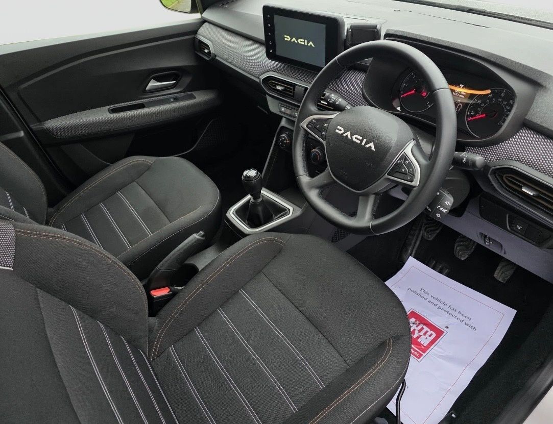 USED 2024 24 DACIA SANDERO STEPWAY 1.0 TCe Expression Hatchback 5dr Petrol Manual Euro 6 (s/s) (90 ps) 