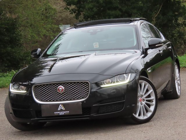 2017 JAGUAR XE