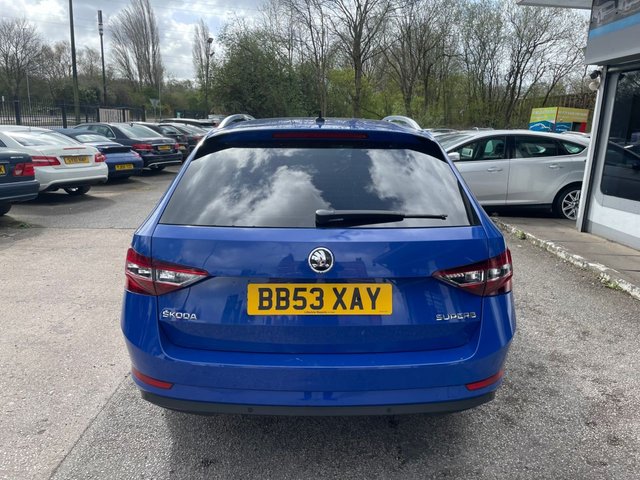 2019 SKODA SUPERB - Photo 4