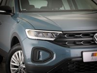 USED 2022 VOLKSWAGEN T-ROC 1.5 TSI Life SUV 5dr Petrol DSG Euro 6 (s/s) (150 ps) ***GERMAN CAR SPECIALIST***