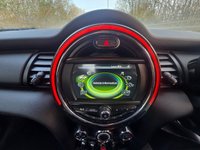 USED 2015 65 MINI HATCH 1.2 One Hatchback 5dr Petrol Auto Euro 6 (s/s) (102 ps) High Spec with Parking System