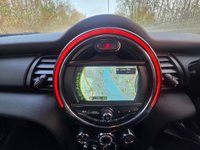 USED 2015 65 MINI HATCH 1.2 One Hatchback 5dr Petrol Auto Euro 6 (s/s) (102 ps) High Spec with Parking System