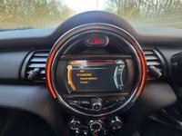 USED 2015 65 MINI HATCH 1.2 One Hatchback 5dr Petrol Auto Euro 6 (s/s) (102 ps) High Spec with Parking System