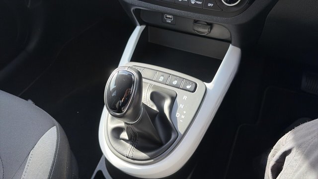 2022 HYUNDAI I10 - Photo 10