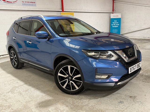 View our NISSAN X-TRAIL