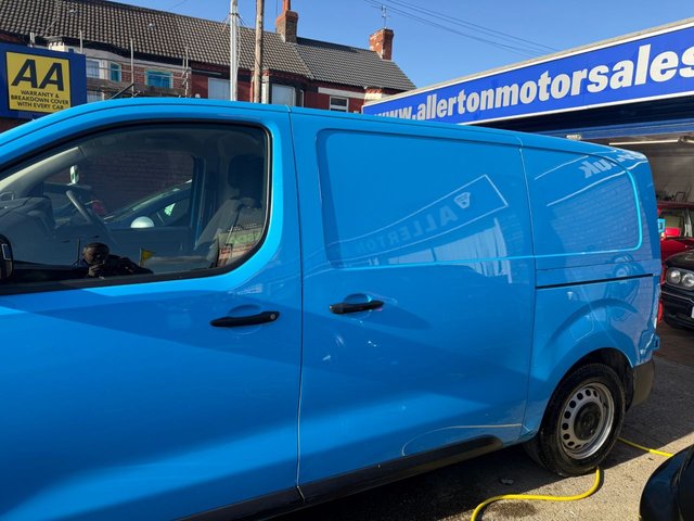 2022 VAUXHALL Vivaro Electric - Photo 6