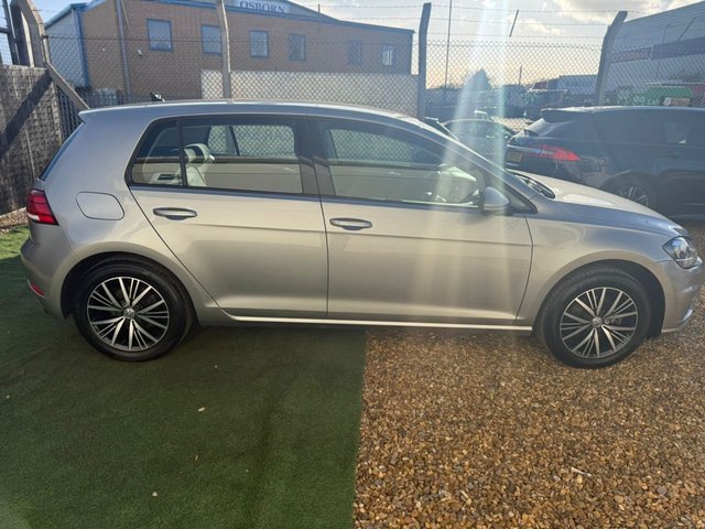 2018 VOLKSWAGEN GOLF - Photo 11