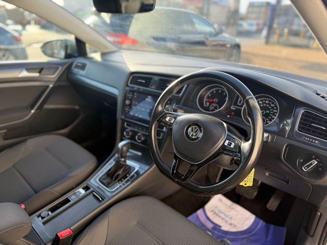 2018 VOLKSWAGEN GOLF - Photo 2