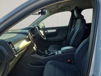 USED 2019 69 VOLVO XC40 2.0 T4 Momentum 5dr Auto ** Sat Nav + Rear Sensors **