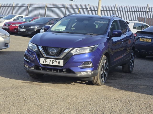 View our NISSAN QASHQAI