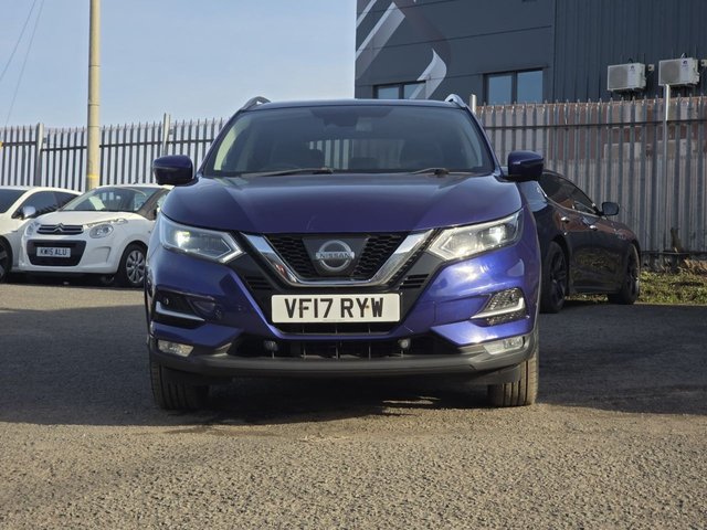 View our NISSAN QASHQAI