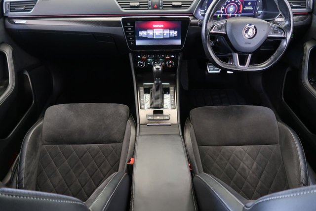 2019 SKODA SUPERB 2.0 TSI SportLine Plus Estate 5dr Petrol DSG Euro 6 (s/s) (190 ps) - Photo 2