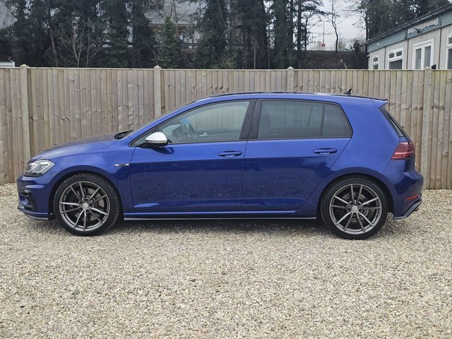 2018 VOLKSWAGEN GOLF - Photo 2