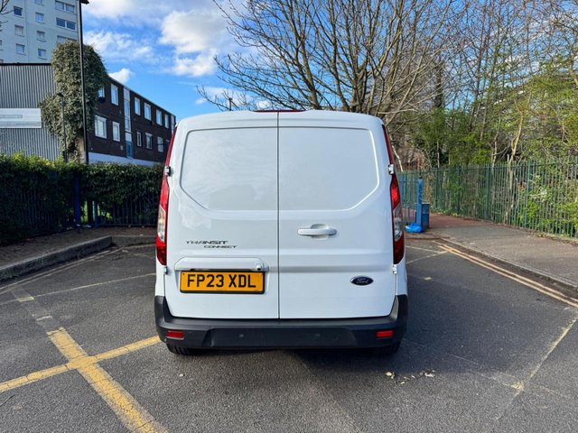 2023 Ford Transit Connect 1.5L Limited 5dr - Photo 5