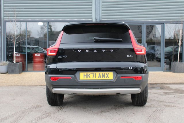 2021 VOLVO XC40 - Photo 12