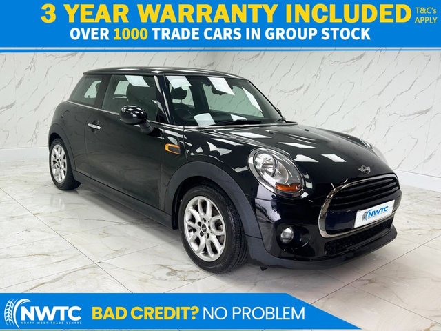 View our MINI Hatch 1.5 Cooper Hatchback 3dr Petrol Manual Euro 6 (s/s) (136 ps) 1 FORMER OWNER! 