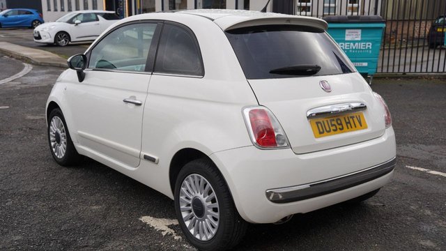 2009 FIAT 500 1.2 Lounge Hatchback 3dr Petrol Manual Euro 5 (s/s) (69 bhp) - Photo 9