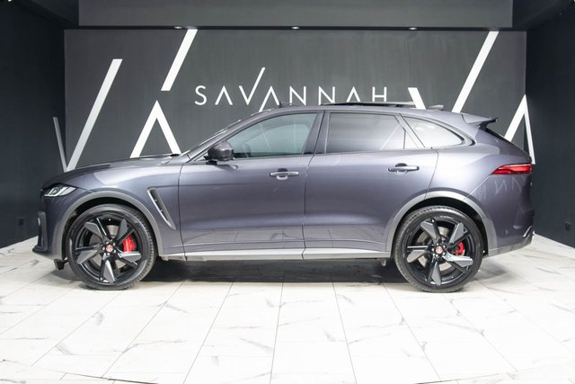 2021 JAGUAR F-PACE - Photo 9