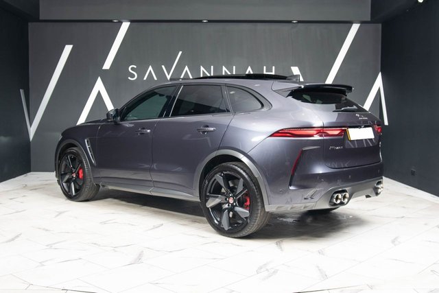 2021 JAGUAR F-PACE - Photo 10