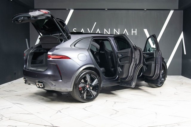 2021 JAGUAR F-PACE - Photo 12