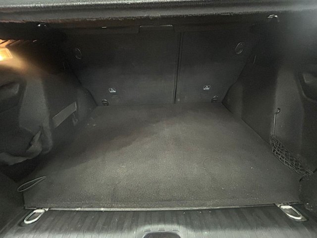 2017 PEUGEOT 2008 - Photo 11