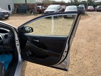 USED 2015 65 HONDA CIVIC 1.6 i-DTEC SE Plus Hatchback 5dr Diesel Manual Euro 5 (s/s) (120 ps) Mot 12th March 2027, + Part Dealer History, 7 Services, + 2 Previous Owners, last keeper 2023, + 3 Months Warranty, + Euro 5, + 78 MPG, + Road tax - &pound;20, + Front/rear sensors, + Reverse camera, + Bluetooth, + DAB touchscreen radio, + Climate control, + Cruise with limiter, + Auto lights/wipers, + Folding mirrors, + USB/HDMI ports, + Isofix, + Alloys