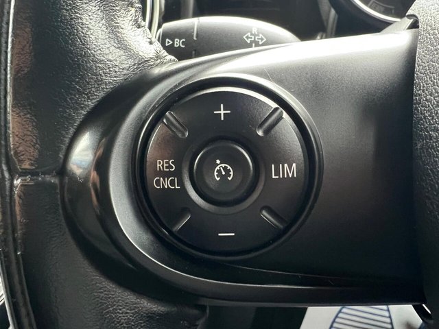 2016 MINI Clubman - Photo 12