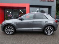 USED 2019 19 VOLKSWAGEN T-ROC 1.5 TSI EVO R-Line 5d DSG 150 S/S SAT NAV, ACTIVE INFO DISPLAY (DIGITAL DASH), HEATED FRONT SEATS, APP-CONNECT FOR APPLE CARPLAY ANDROID AUTO & MIRROR LINK, ADAPTIVE CRUISE CONTROL & SPEED LIMITER, FRONT ASSIST, LANE ASSIST, FRONT & REAR PARKING SENSORS WITH DISPLAY, DAB RADIO, BLUETOOTH PHONE & MUSIC, VOICE ACTIVATION, DSG AUTOMATIC GEARBOX, LED DRL'S, PRIVACY, 19 INCH ALLOYS, POWER FOLDING MIRRORS, FLAT BOTTOM TIPTRONIC MFSW, RAIN & LIGHT SENSORS, AUTO HOLD, CLIMATE CONTROL, DRIVE SELECT, GOOD SERVICE HISTORY