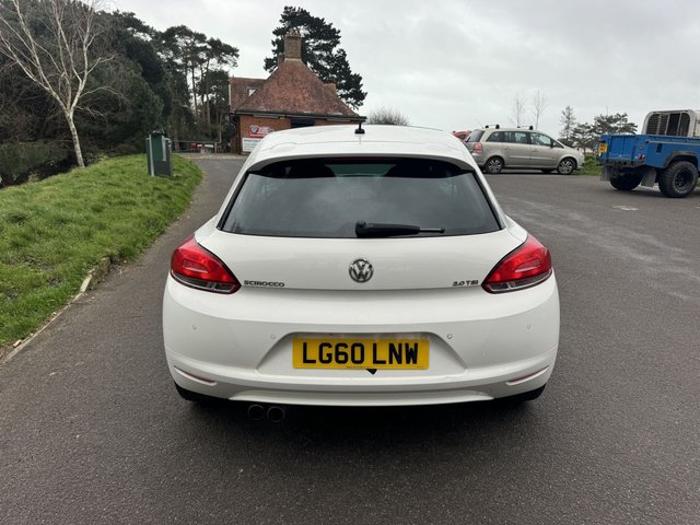 2010 VOLKSWAGEN SCIROCCO - Photo 5