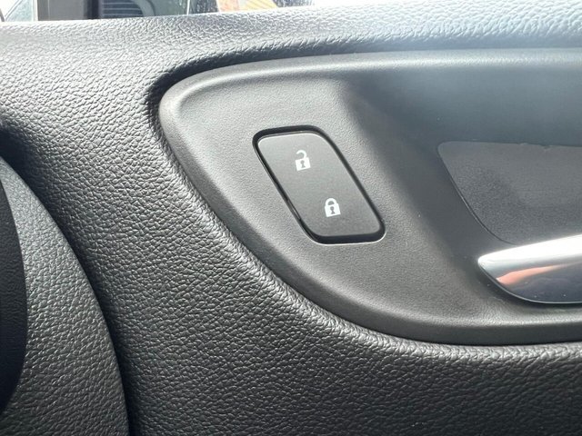 2015 Vauxhall Astra - Photo 8