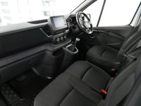 USED 2023 23 RENAULT TRAFIC 30 2.0 BLUEDCI 150 BHP LL LONG SPORT NAV SAT NAV | LONG WHEELBASE | SPORT MODEL