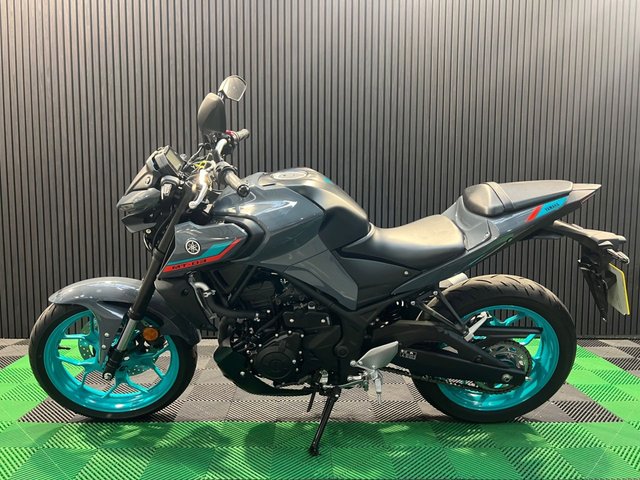 View our YAMAHA MT-03