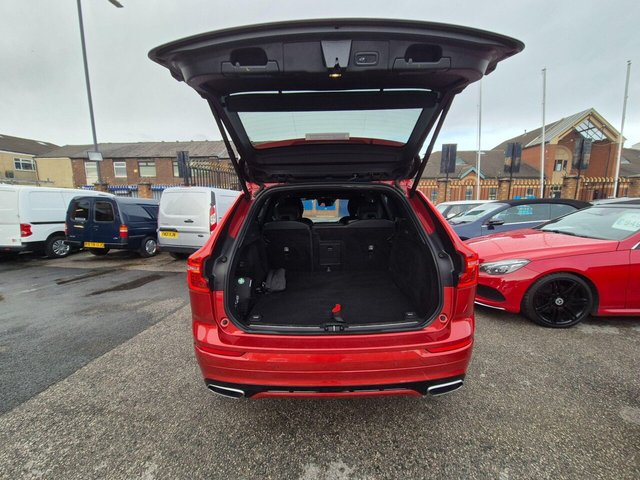 2019 VOLVO XC60 - Photo 10