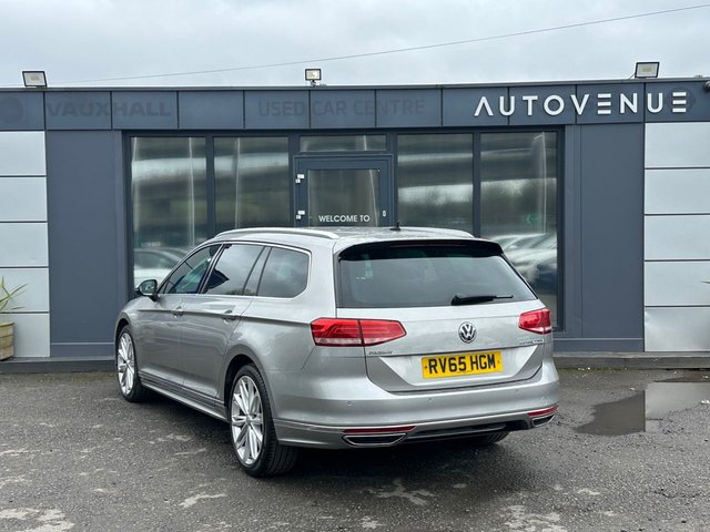 2015 VOLKSWAGEN PASSAT - Photo 3