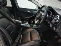 USED 2018 18 MERCEDES-BENZ GLA 2.1 GLA200d Sport SUV 5dr Diesel Manual Euro 6 (s/s) (136 ps) 