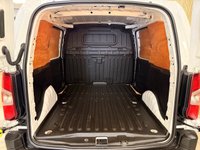 USED 2022 22 TOYOTA PROACE CITY 1.5 BlueHDi Active Short Panel Van 5dr Diesel Manual SWB Euro 6 (s/s) (100 bhp) TOUCHSCREEN ENTERTAINMENT
