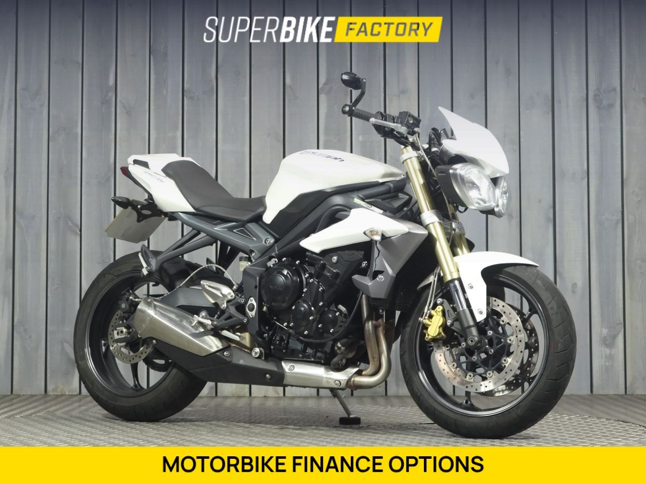 TRIUMPH STREET TRIPLE 675STREET TRIPLE 675
